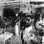 Atelier de cordonnerie de l'IPES (ca 1950)